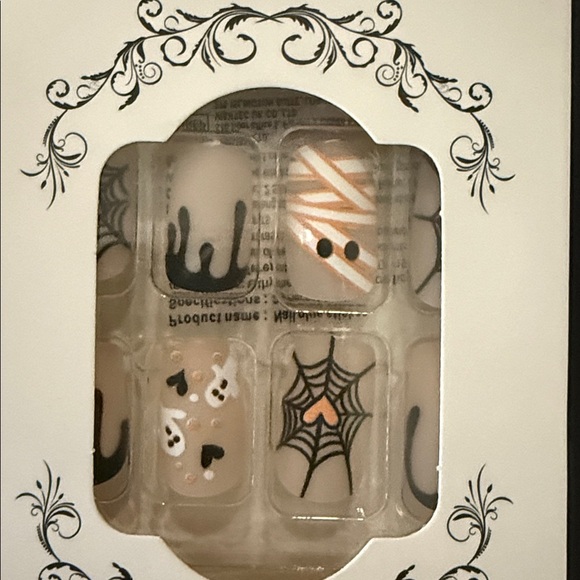 Halloween Themed False Nail Set. You get both! NWT - Picture 2 of 3
